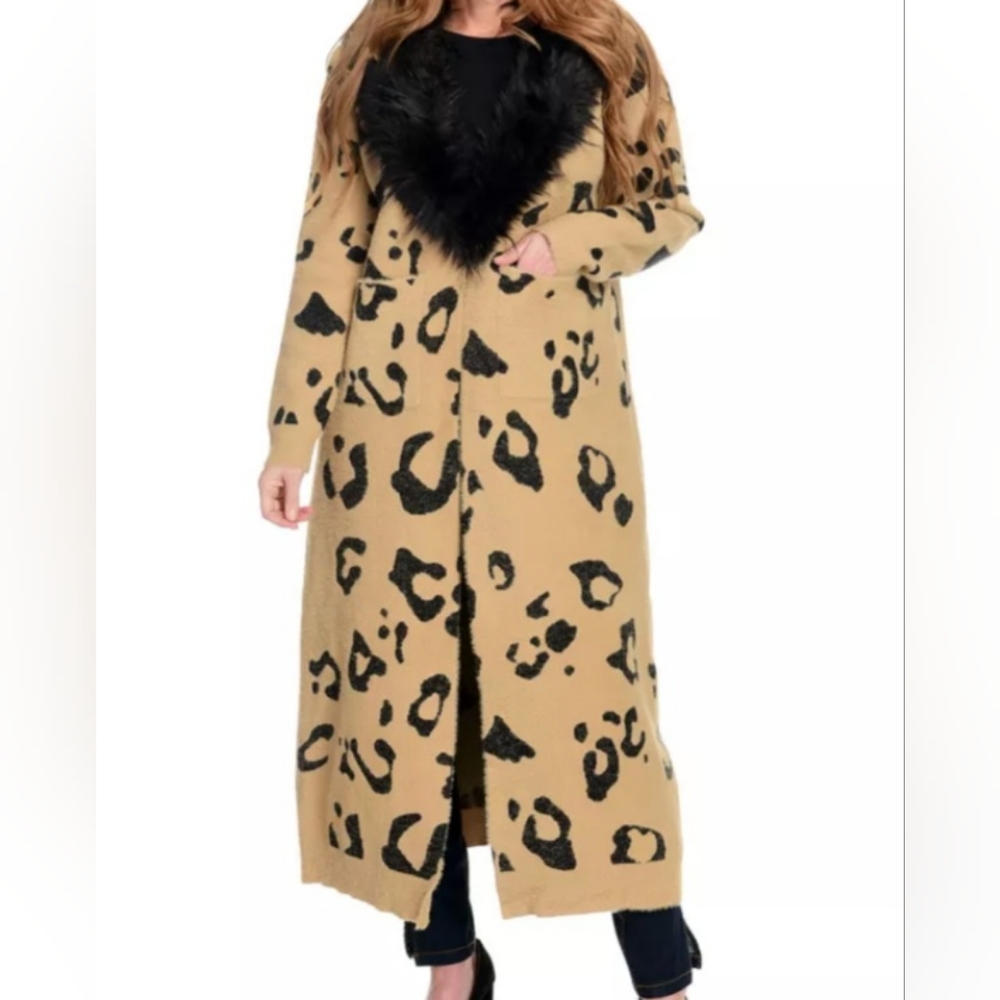 🔥🔥🔥Donna Salyers Fabulous Furs Animal Print Sweater/Duster.....❤️❤️